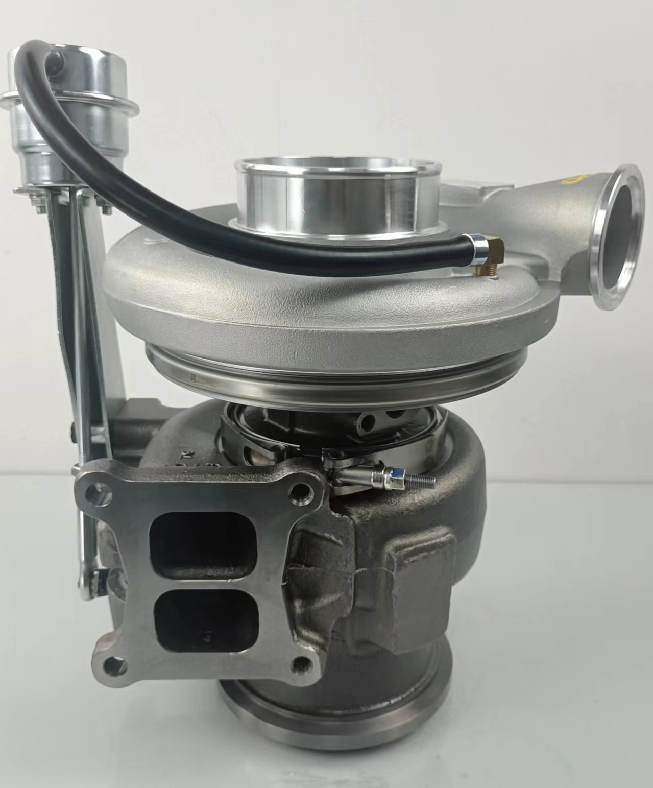Alfredturbo Turbocharger Model HG100E4 Part number 2843414 for Xi 'an Cummins ISM11 (3)