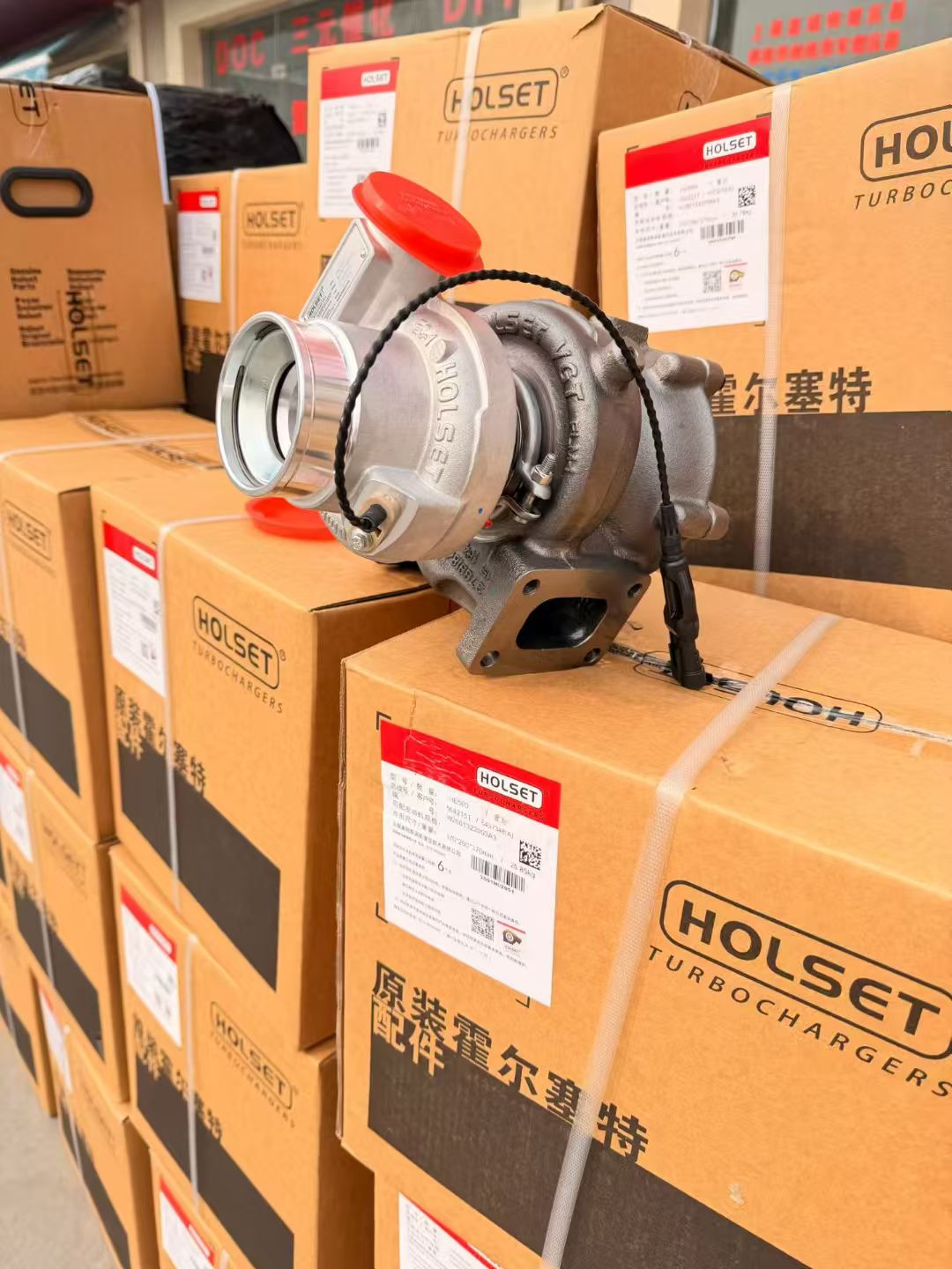 Holset genuine original VGT turbocharger HE200VG turbo OE number Part number 5326278 5502899 5326281 5326257 Turbocharger for Cummins industrial QSB 4.5L 6BT 5.9L